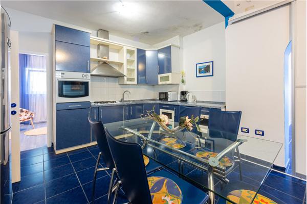 Apartment A2, for 6 persons