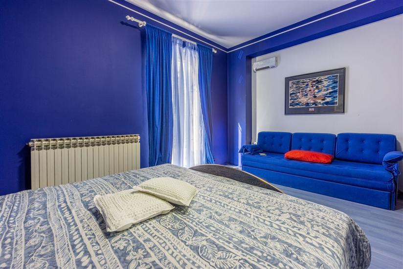 Apartment A2, for 6 persons