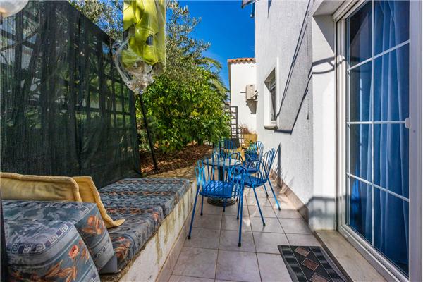 Apartment A2, for 6 persons