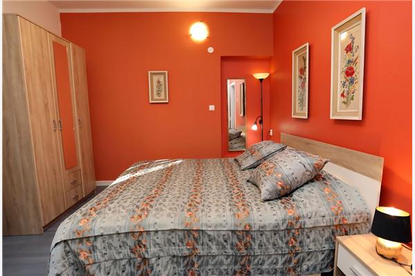 Apartment A2, for 6 persons