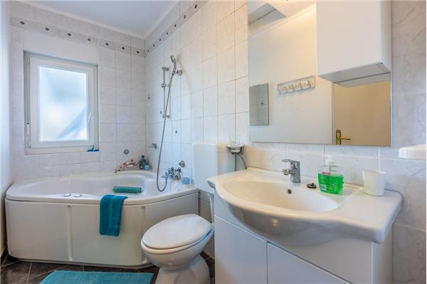 Apartment A3, for 6 persons