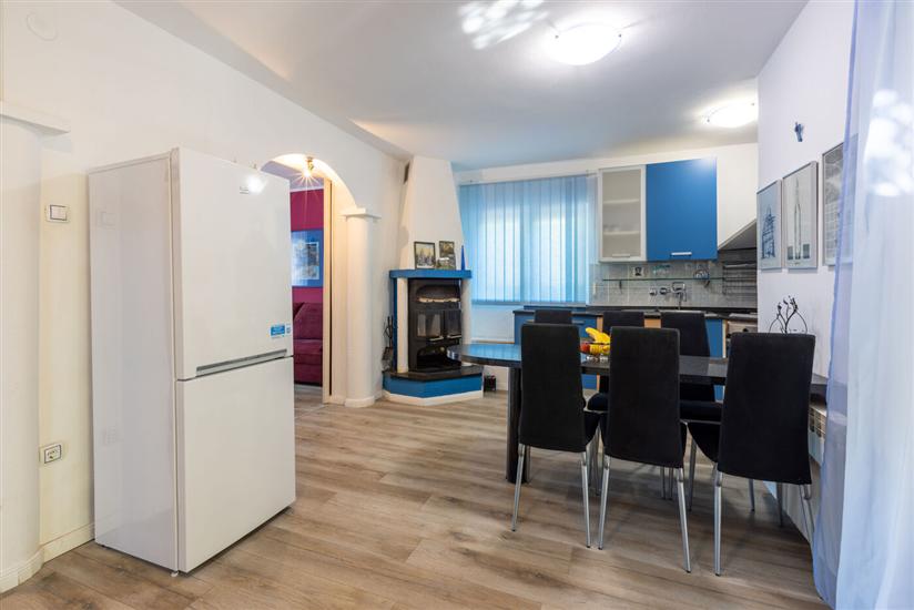 Apartment A3, for 6 persons