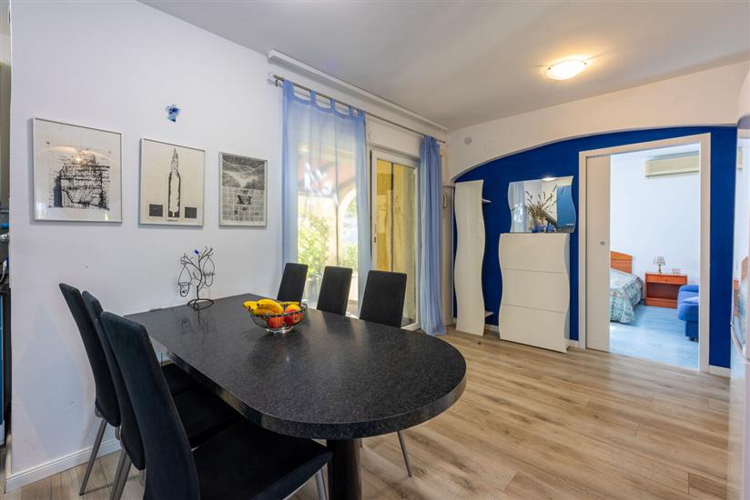 Apartment A3, for 6 persons