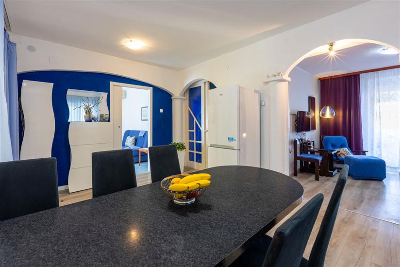 Apartment A3, for 6 persons