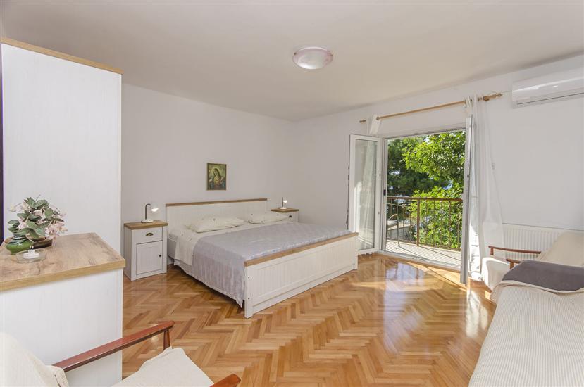 Apartment A2, for 3 persons