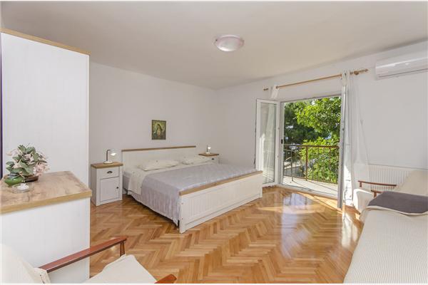 Apartment A2, for 3 persons