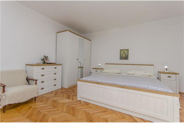 Apartment A2, for 3 persons