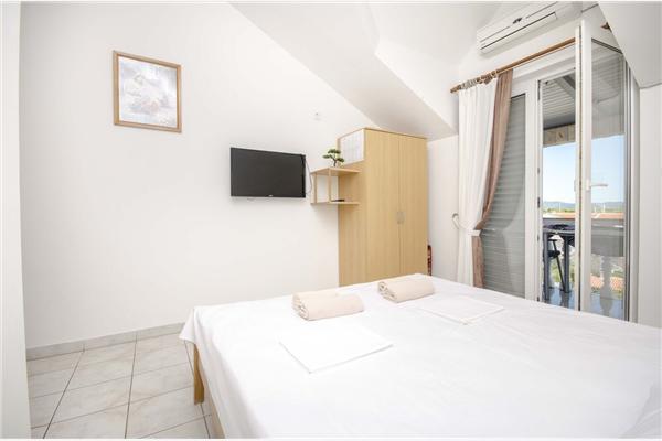 Apartment A7, for 2 persons