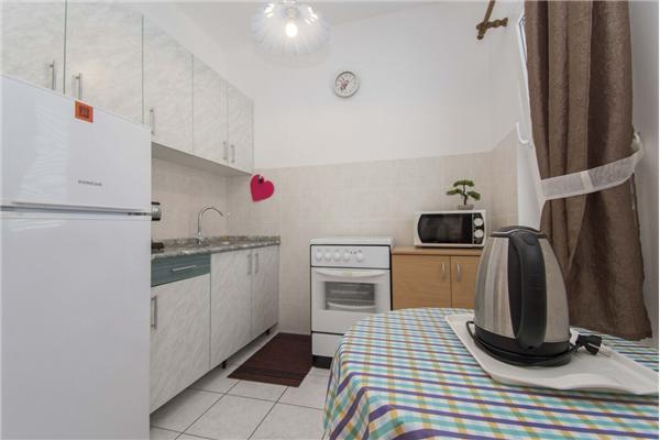 Apartment A8, for 2 persons