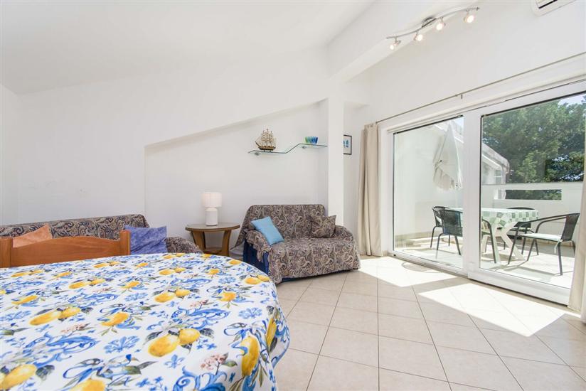 Apartment A1, for 4 persons