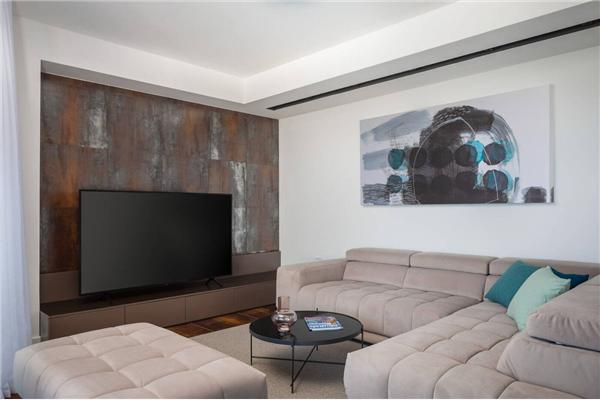 House K1, for 12 persons