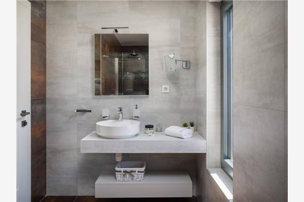 House K1, for 12 persons