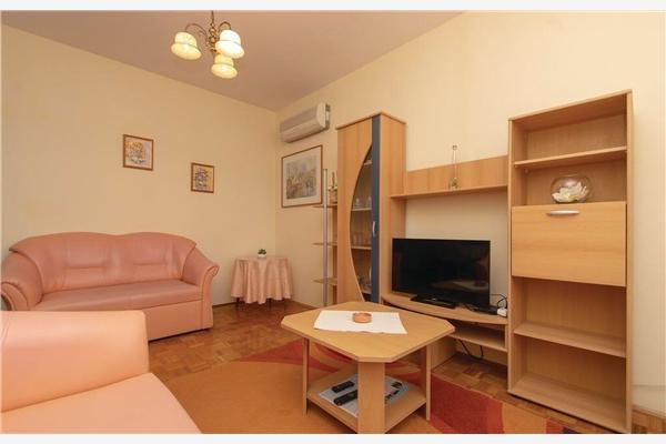 Apartment A1, for 4 persons