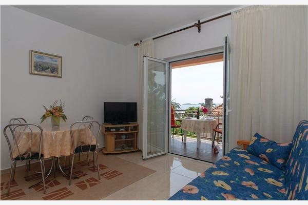 Apartment A2, for 3 persons