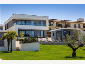 Villa Vila C Malinska - island Krk, Size 230.00 m2, Accommodation with pool, Airline distance to the sea 70 m