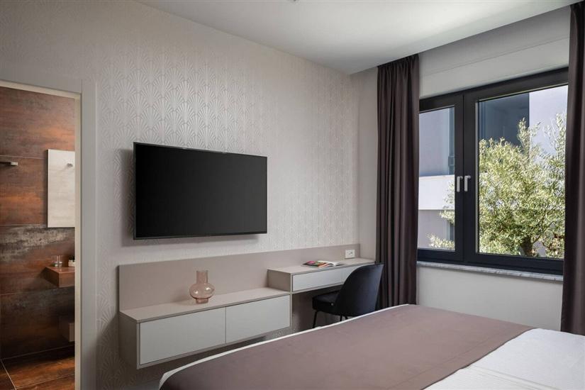 House K1, for 12 persons