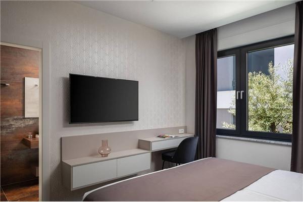 House K1, for 12 persons