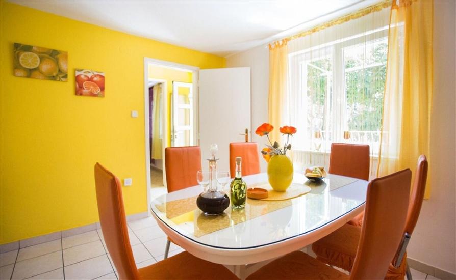 Apartment A1, for 4 persons