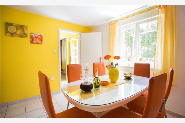 Apartment A1, for 4 persons