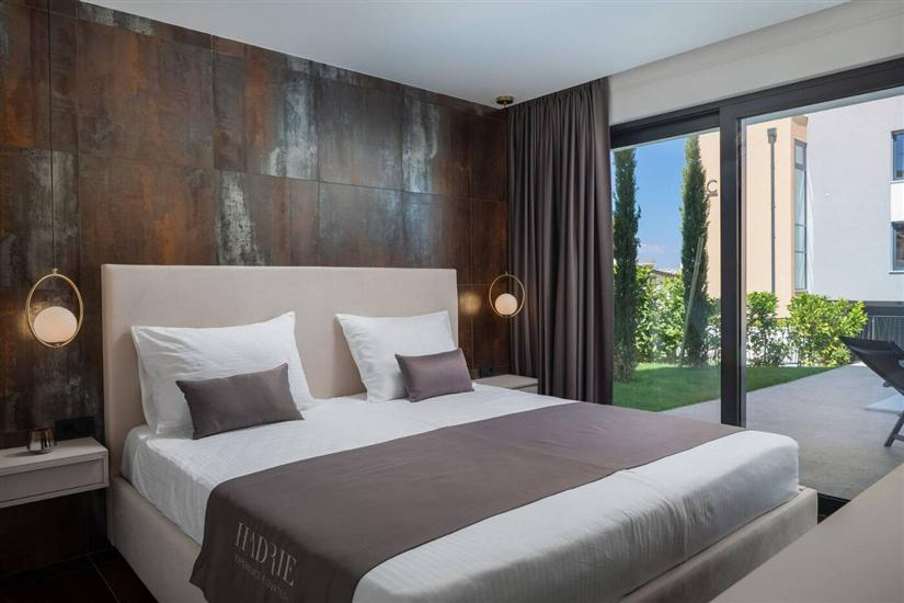 Apartment A1, for 5 persons