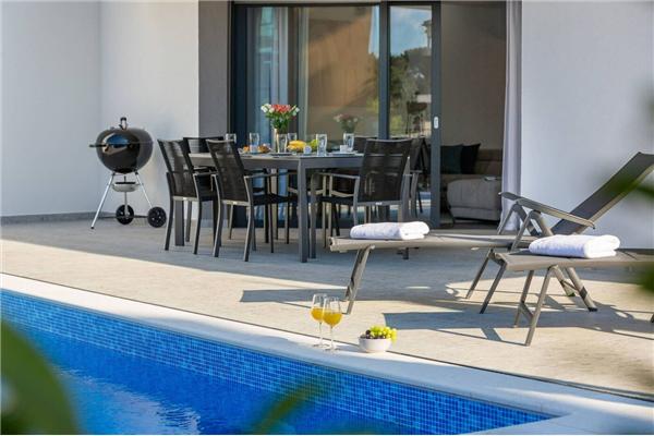 Apartment A1, for 5 persons