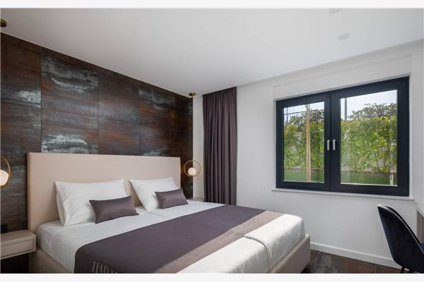 Apartment A1, for 5 persons