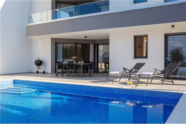 Apartment A1, for 5 persons