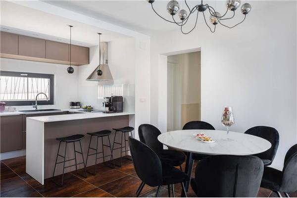 Apartment A1, for 5 persons