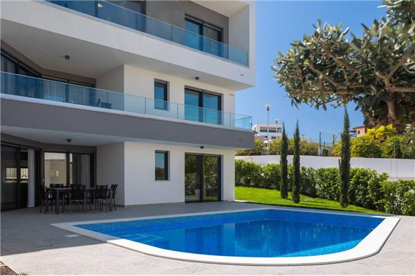 Apartment A1, for 5 persons