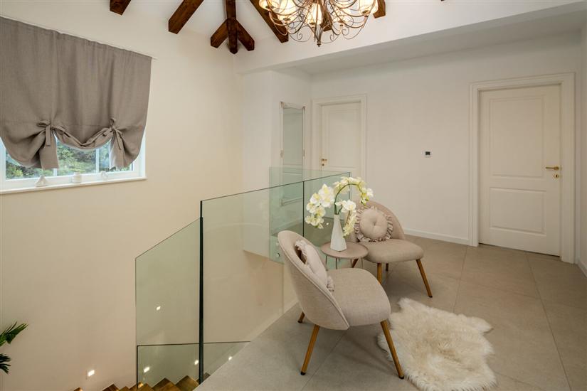 House K1, for 8 persons