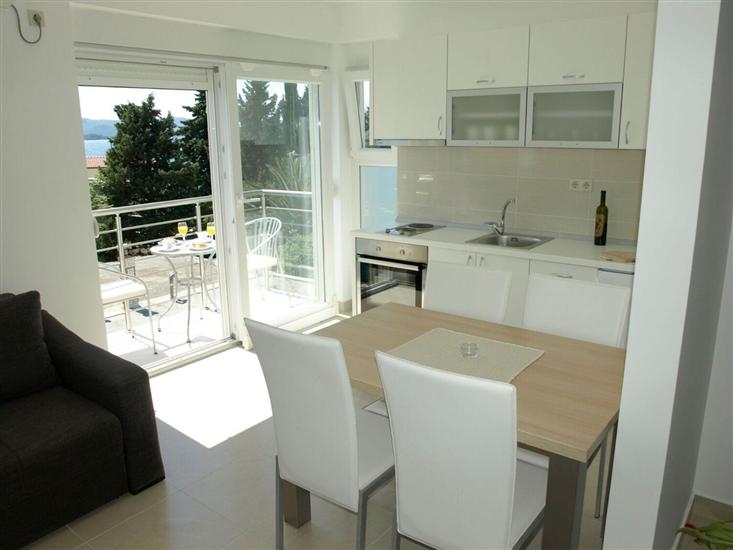 Apartment A6, for 5 persons