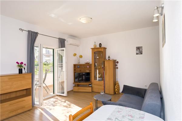 Apartment A1, for 3 persons