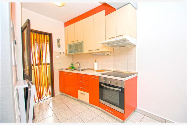 Apartment A1, for 6 persons