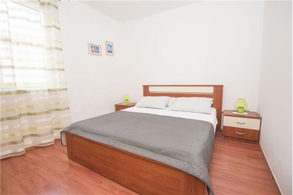 Apartment A1, for 6 persons