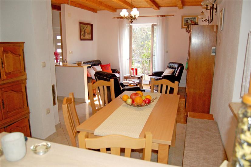 House K1, for 5 persons