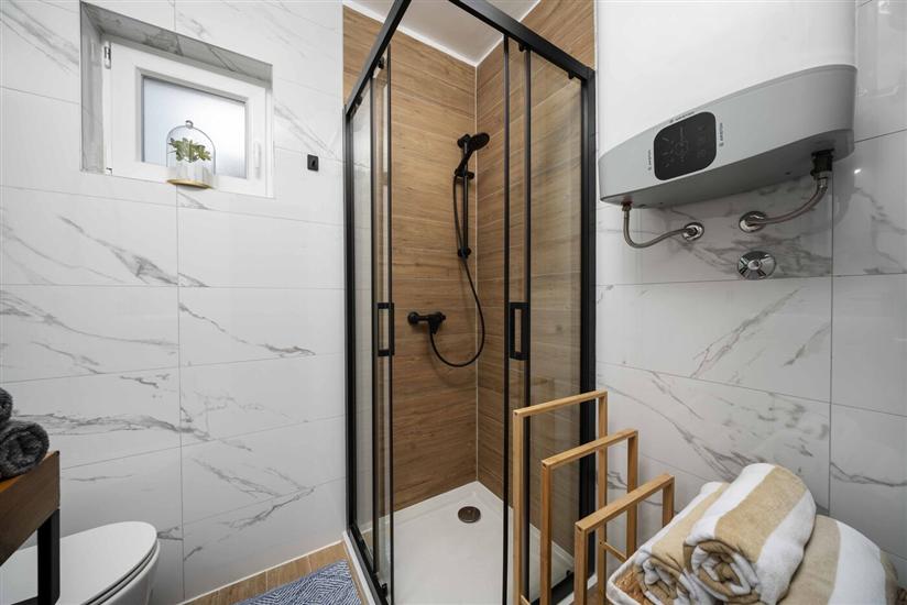 House K1, for 14 persons