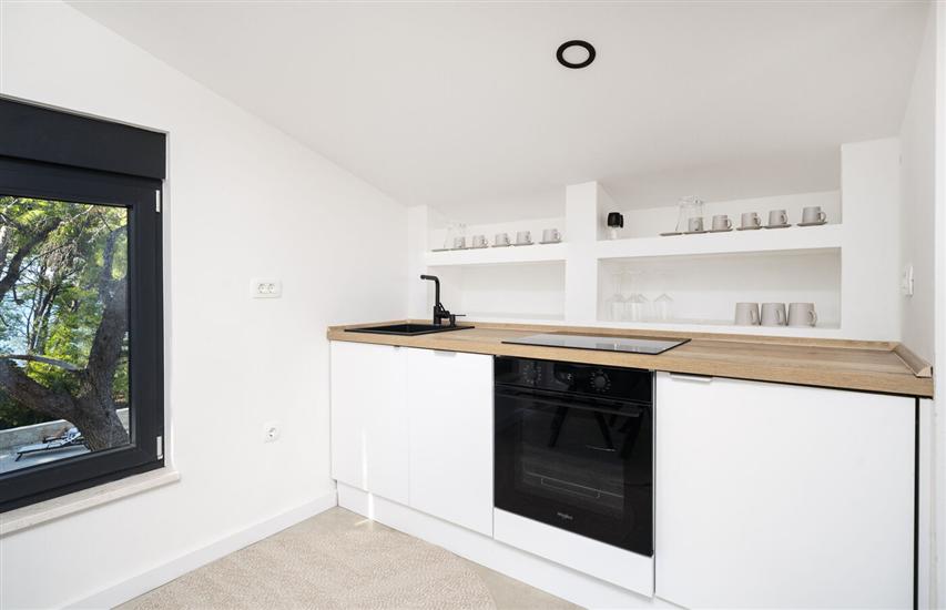 House K1, for 14 persons