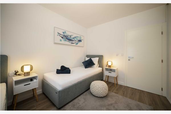 House K1, for 14 persons