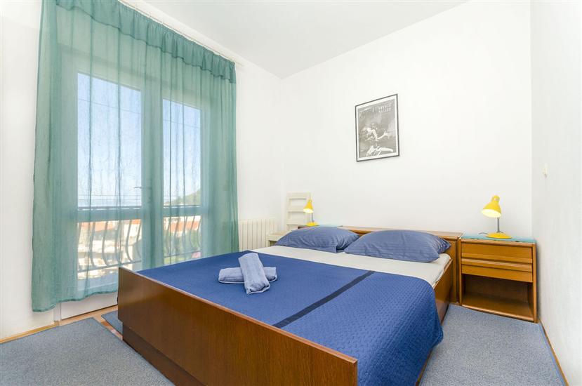 Apartment A1, for 5 persons