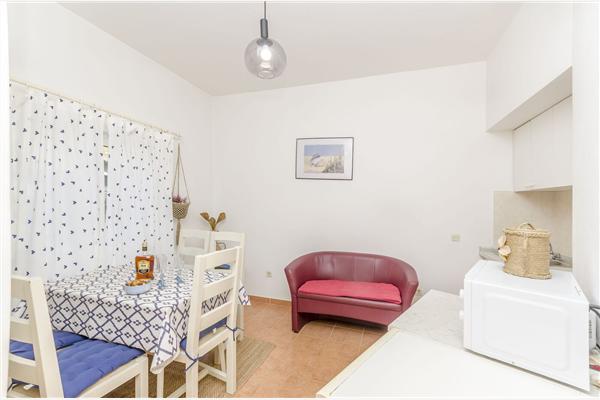 Apartment A1, for 5 persons