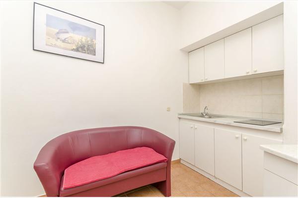 Apartment A1, for 5 persons