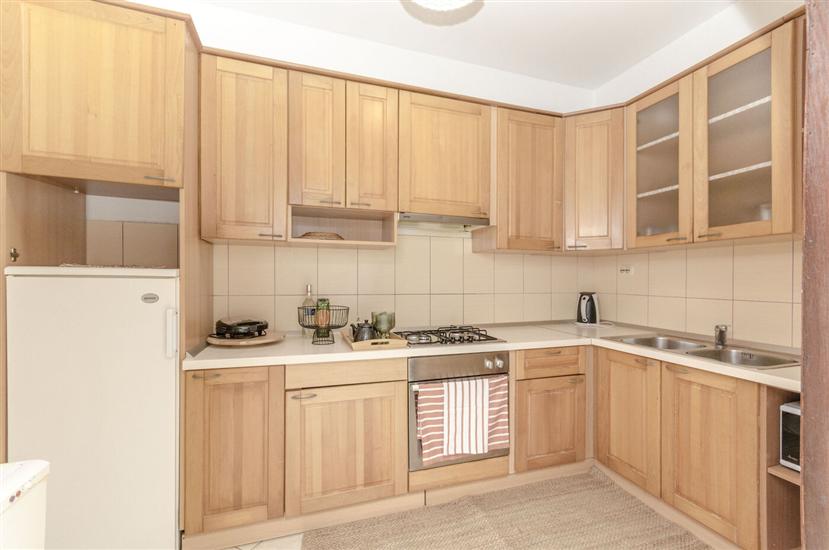 Apartment A2, for 9 persons