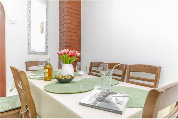 Apartment A2, for 9 persons