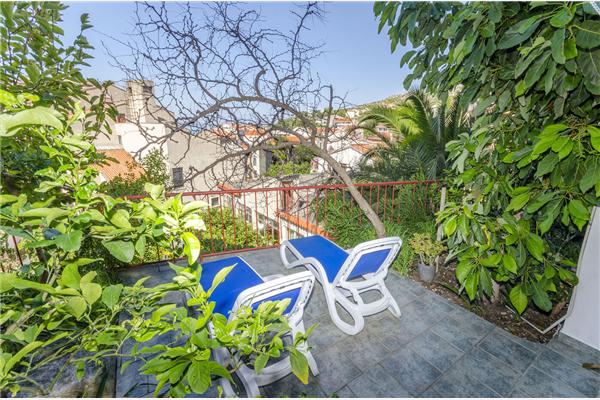 Apartment A2, for 9 persons