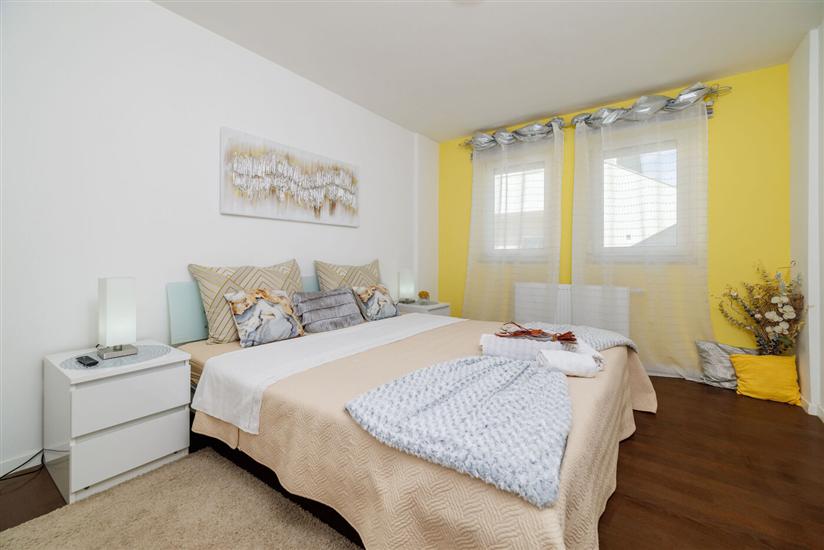 House K1, for 10 persons