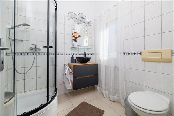 House K1, for 10 persons