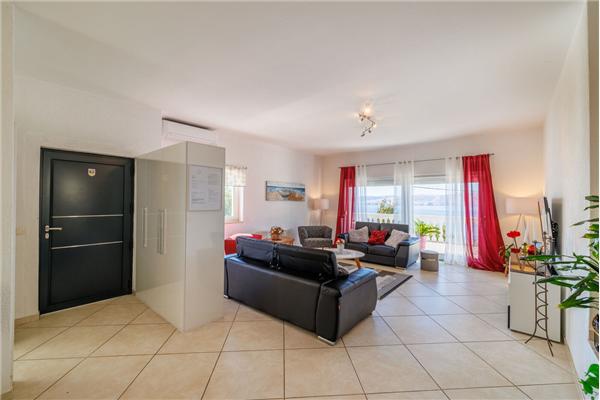 House K1, for 10 persons