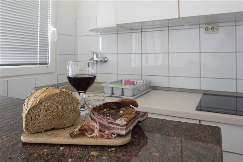 Apartment A2, for 3 persons