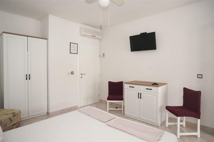 Apartment A2, for 3 persons
