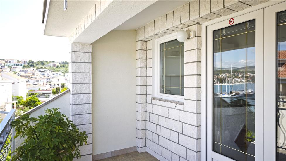 Apartment A2, for 3 persons